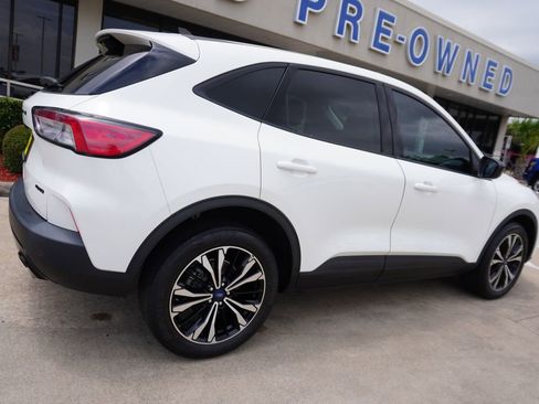 Certified 2022 Ford Escape SEL w/ SEL Stealth AWD Package image 7