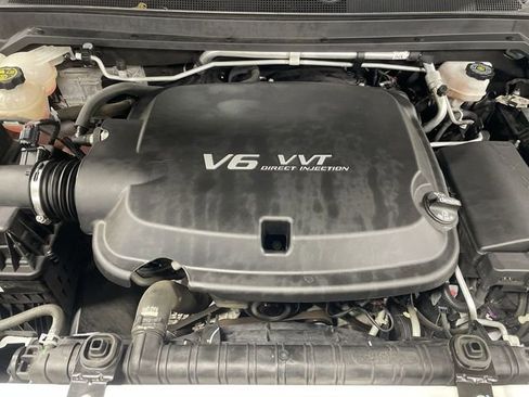 Used 2021 Chevrolet Colorado LT w/ LT Convenience Package image 28