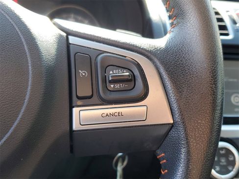 Used 2017 Subaru Crosstrek 2.0i Premium w/ Moonroof Package image 25