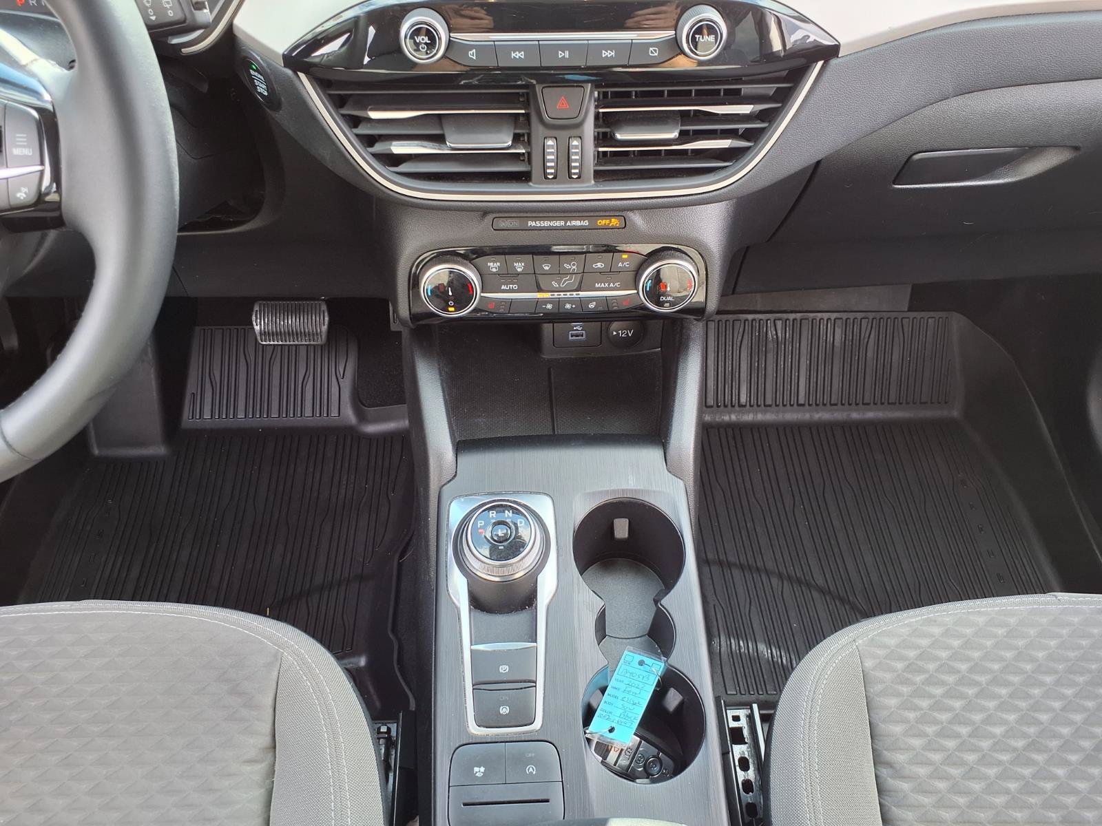 Used 2022 Ford Escape SE w/ SE Sport Appearance Package AWD/4WD image 19
