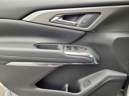 New 2026 Chevrolet Traverse LT image 10