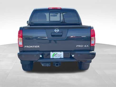 Used 2014 Nissan Frontier PRO-4X AWD/4WD image 7