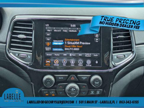 Used 2022 Jeep Grand Cherokee Laredo E RWD image 17