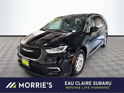 Used 2024 Chrysler Pacifica Touring-L
