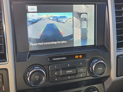 Used 2021 Ford F350 Lariat image 19