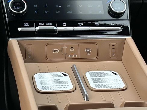 New 2026 Hyundai Santa Fe Calligraphy FWD image 31