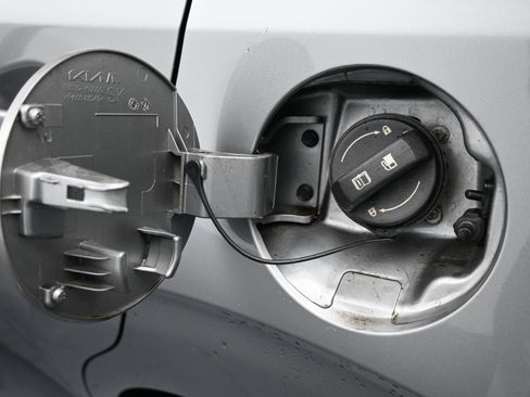 Used 2023 Kia Soul LX w/ LX Technology Package image 13