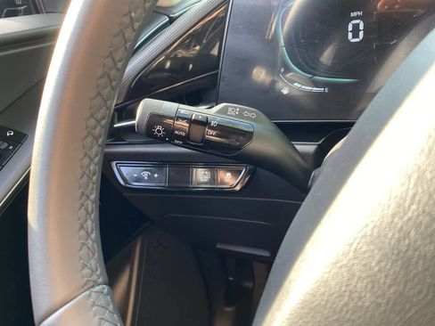 Used 2023 Kia Niro EX Touring FWD image 24