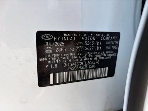Used 2026 Genesis G80 2.5T AWD/4WD image 31