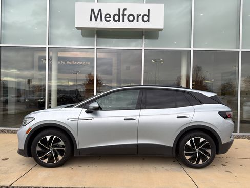 Used 2021 Volkswagen ID.4 Pro S w/ ID.4 Protection Package image 7