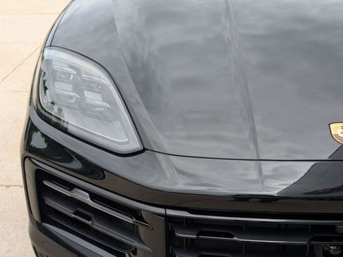 New 2026 Porsche Cayenne S AWD/4WD image 12
