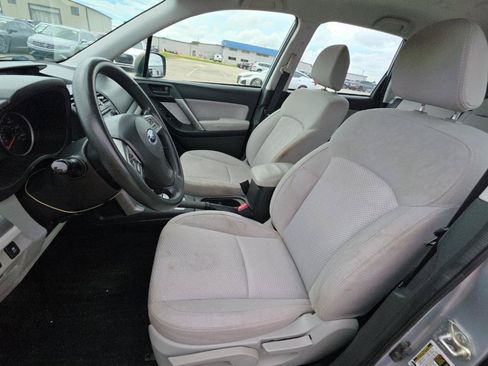 Used 2015 Subaru Forester 2.5i AWD/4WD image 10