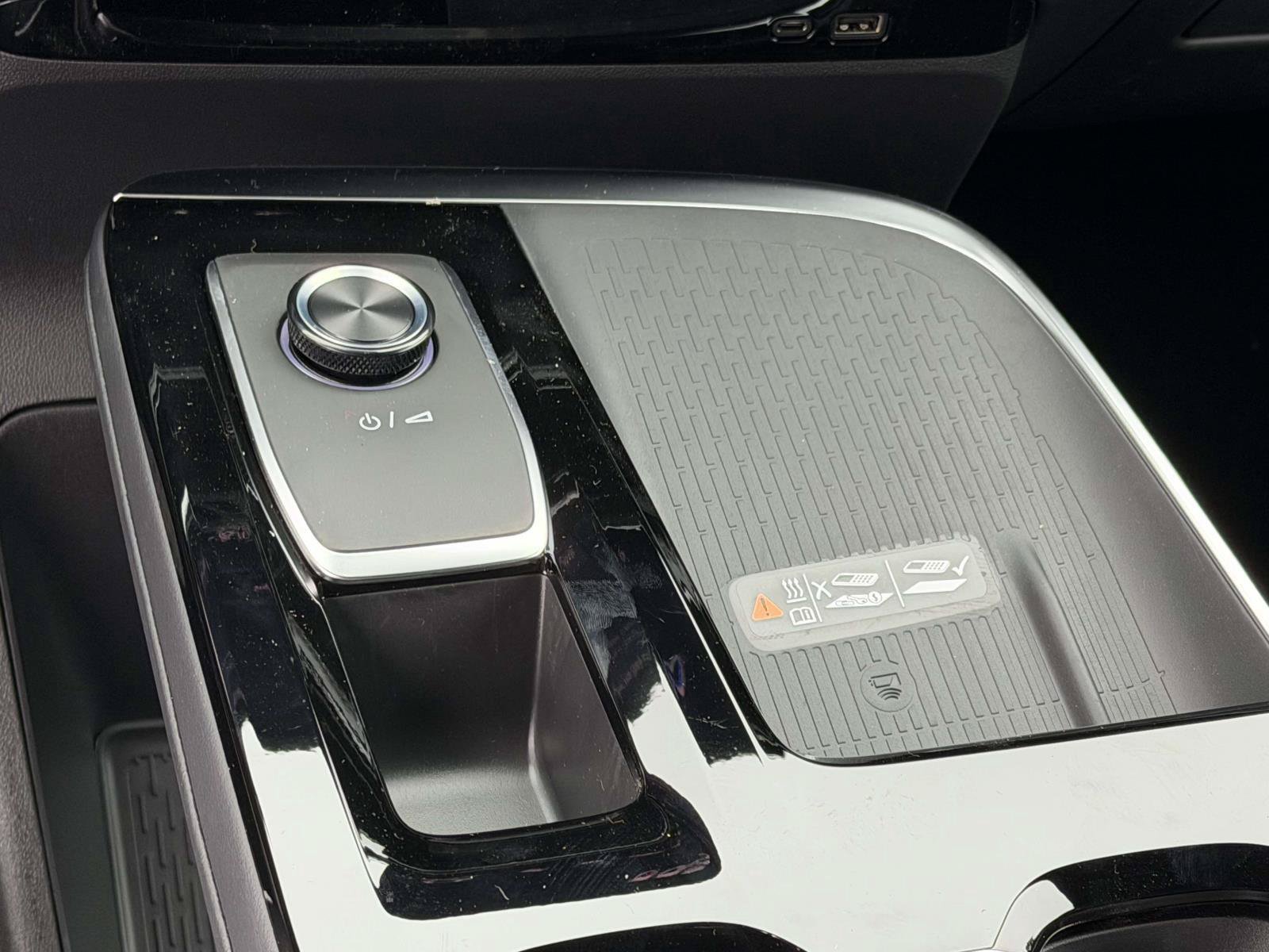 New 2026 Buick Enclave Sport Touring w/ Power Package AWD/4WD image 11