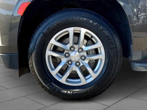 Used 2021 Chevrolet Tahoe LT image 9