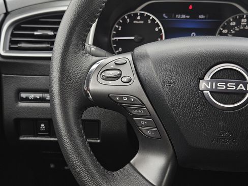 Used 2023 Nissan Murano SV FWD image 14