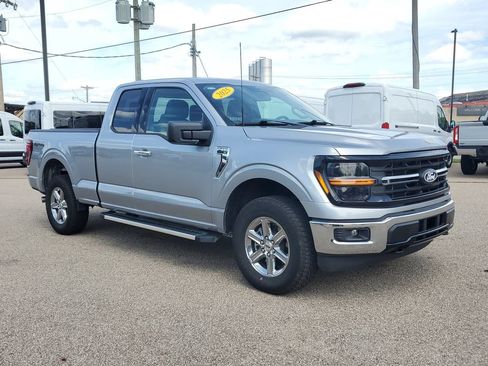 Certified 2025 Ford F150 XLT w/ Equipment Group 301A Standard AWD/4WD image 3