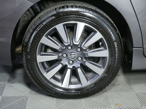 Used 2019 Toyota Sienna XLE Premium w/ Carpet Mat Package AWD/4WD image 11