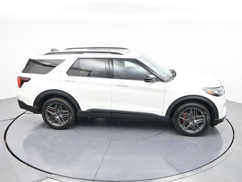 New 2025 Ford Explorer ST-Line w/ Premium Package image 28