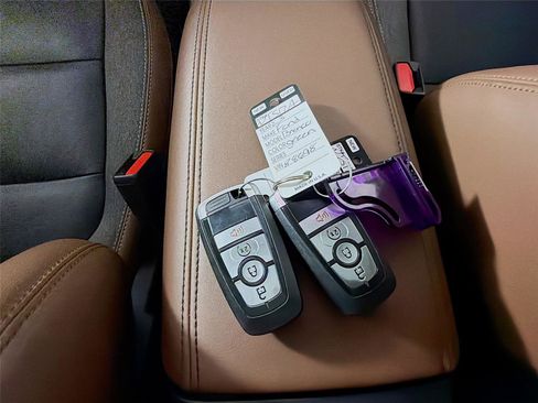 Used 2023 Ford Bronco Sport Outer Banks w/ Tech Package image 35