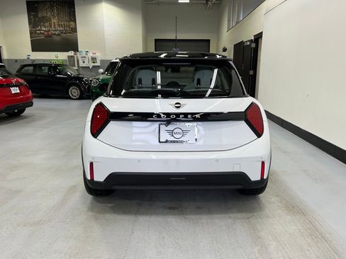 Certified 2025 MINI Cooper 2-Door Hardtop image 4