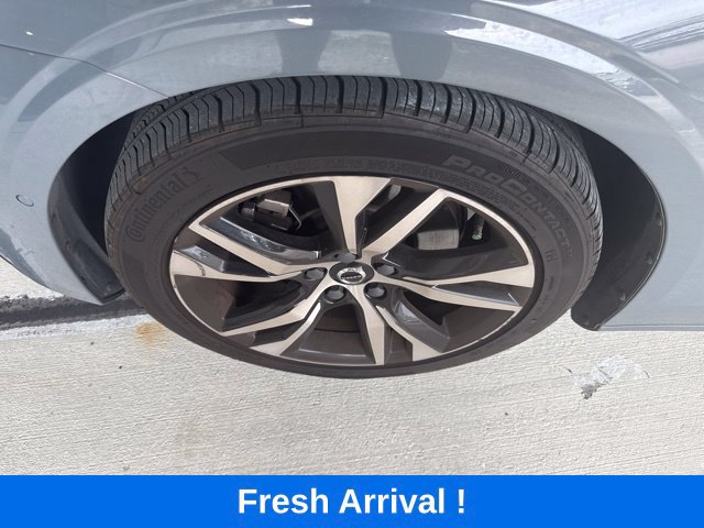 Used 2024 Volvo S60 B5 Plus FWD image 22