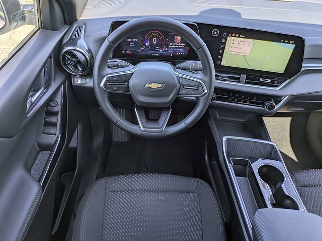 Used 2025 Chevrolet Equinox LT FWD image 14