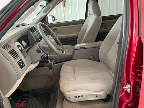 Used 2010 Dodge Dakota Big Horn w/ Convenience Group AWD/4WD image 2