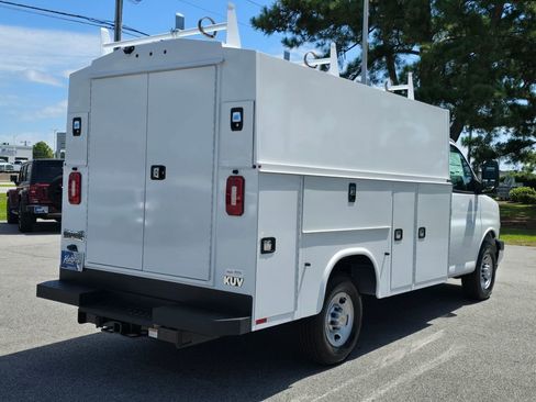 New 2025 Chevrolet Express 3500 w/ Power Convenience Package RWD image 3