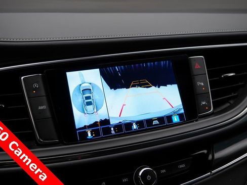 Used 2024 Buick Enclave Premium image 3