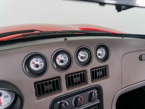 Used 1992 Dodge Viper RT/10 image 21