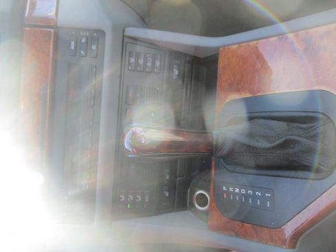 Used 1999 BMW 528i Sedan image 11