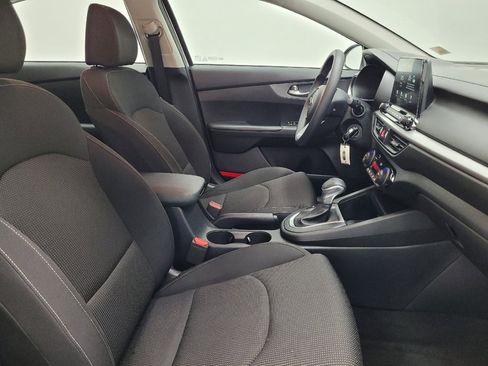 Used 2019 Kia Forte LXS FWD image 21