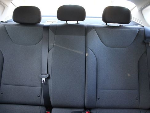 New 2025 Kia K4 LXS image 42