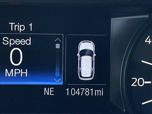 Used 2017 Ford Explorer FWD image 13