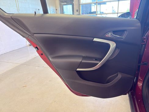 Used 2016 Buick Regal Premium FWD image 28