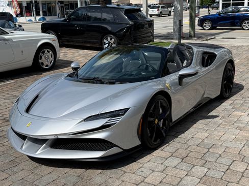 Used 2024 Ferrari SF90 Spider AWD/4WD image 4