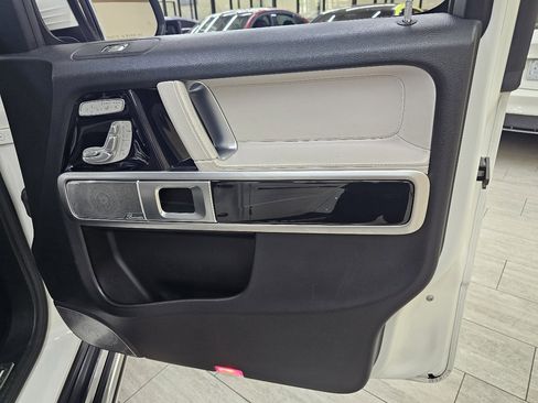 Used 2021 Mercedes-Benz G 63 AMG 4MATIC w/ G Manufaktur Interior Package image 38
