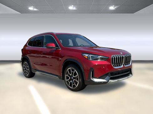 Used 2026 BMW X1 xDrive28i AWD/4WD image 6