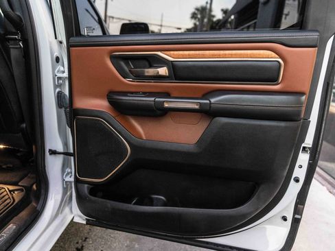 Used 2023 RAM 1500 Limited w/ Body Color Bumper Group AWD/4WD image 40