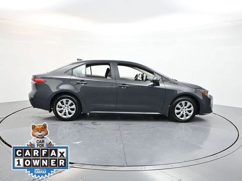 Used 2025 Toyota Corolla LE image 11
