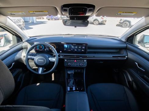 Certified 2026 Hyundai Tucson SE FWD image 21