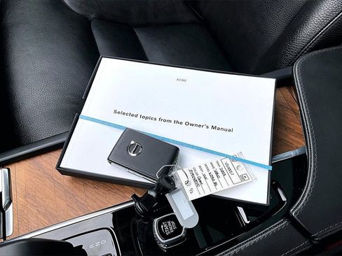 Used 2023 Volvo XC90 B6 Plus w/ Protection Package Premier image 36