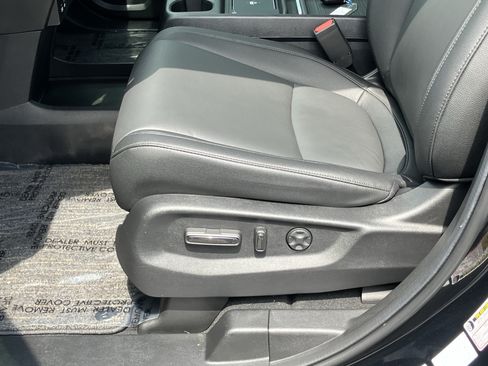 Certified 2026 Honda Odyssey EX-L image 17