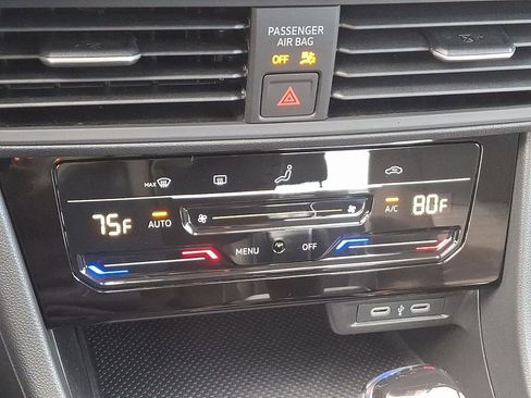 Used 2025 Volkswagen Jetta S image 15