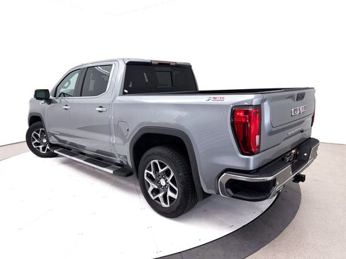 Used 2024 GMC Sierra 1500 SLT AWD/4WD image 2