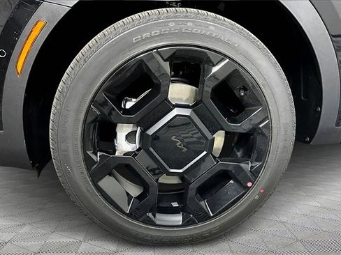 New 2026 Kia Sorento SX Prestige w/ Olive Brown Leather Package image 13