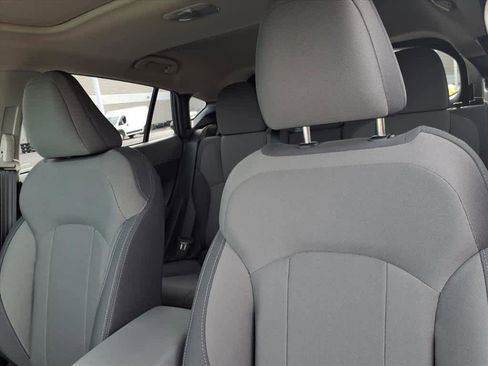 Certified 2025 Subaru Crosstrek 2.0i Premium image 27