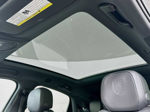 New 2026 Porsche Cayenne Coupe image 22