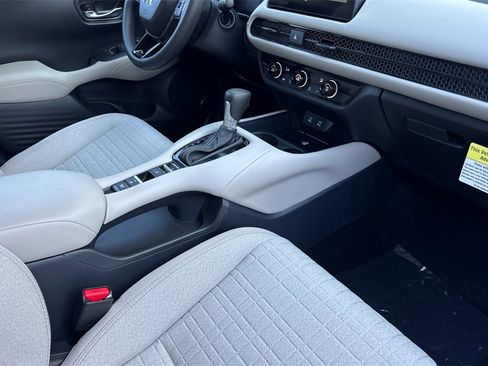 New 2026 Honda HR-V LX image 16