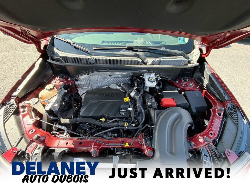 Used 2023 Buick Encore GX Preferred w/ Cold Weather Comfort Package FWD image 31